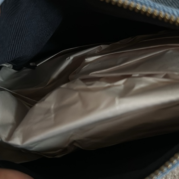 New with tag brandy melville denim chambray CYLINDER PURSE - Picture 7 of 8